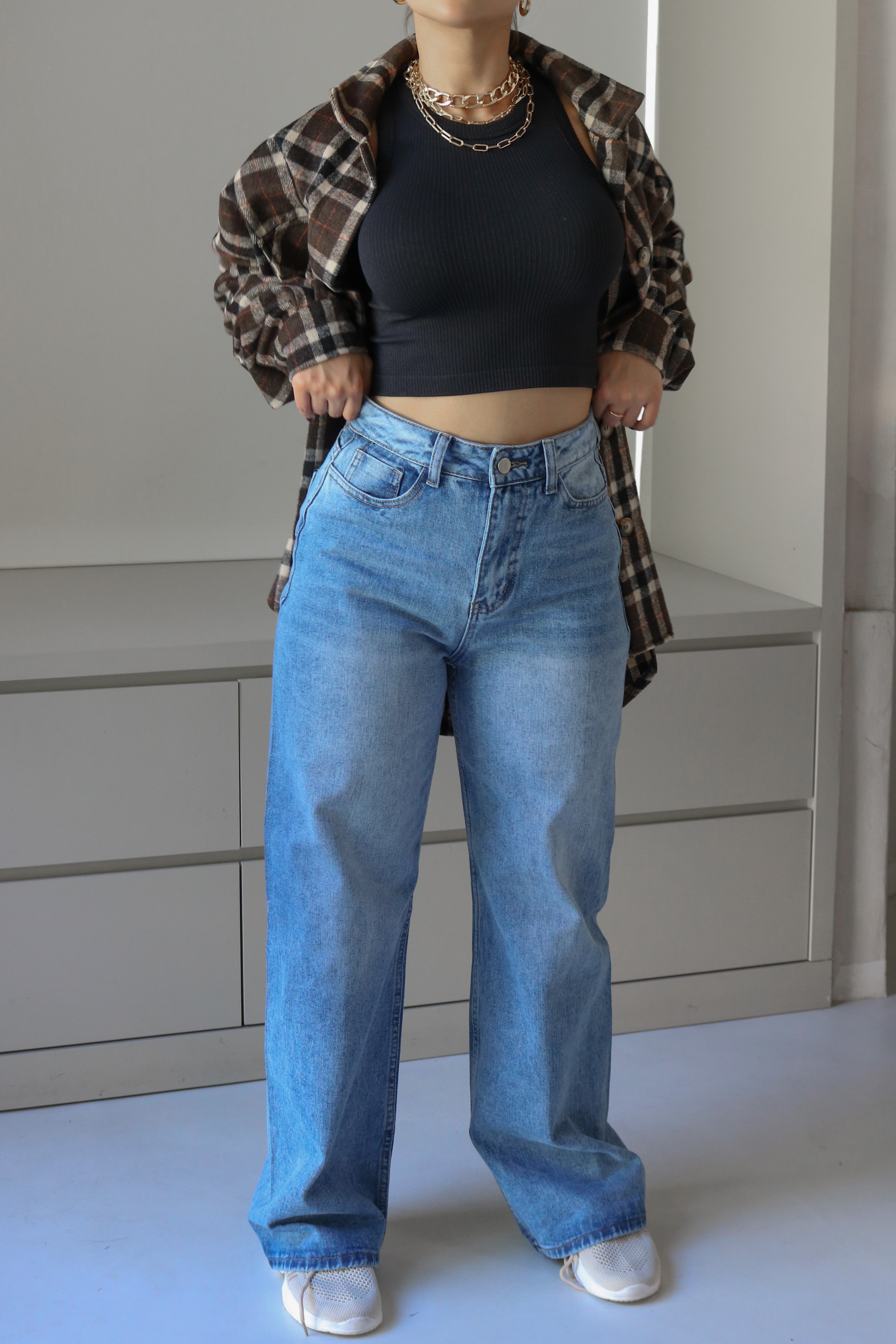 High Waisted Wide Fit Washed Denim. Scarlette The Label, an online fashion boutique for women.