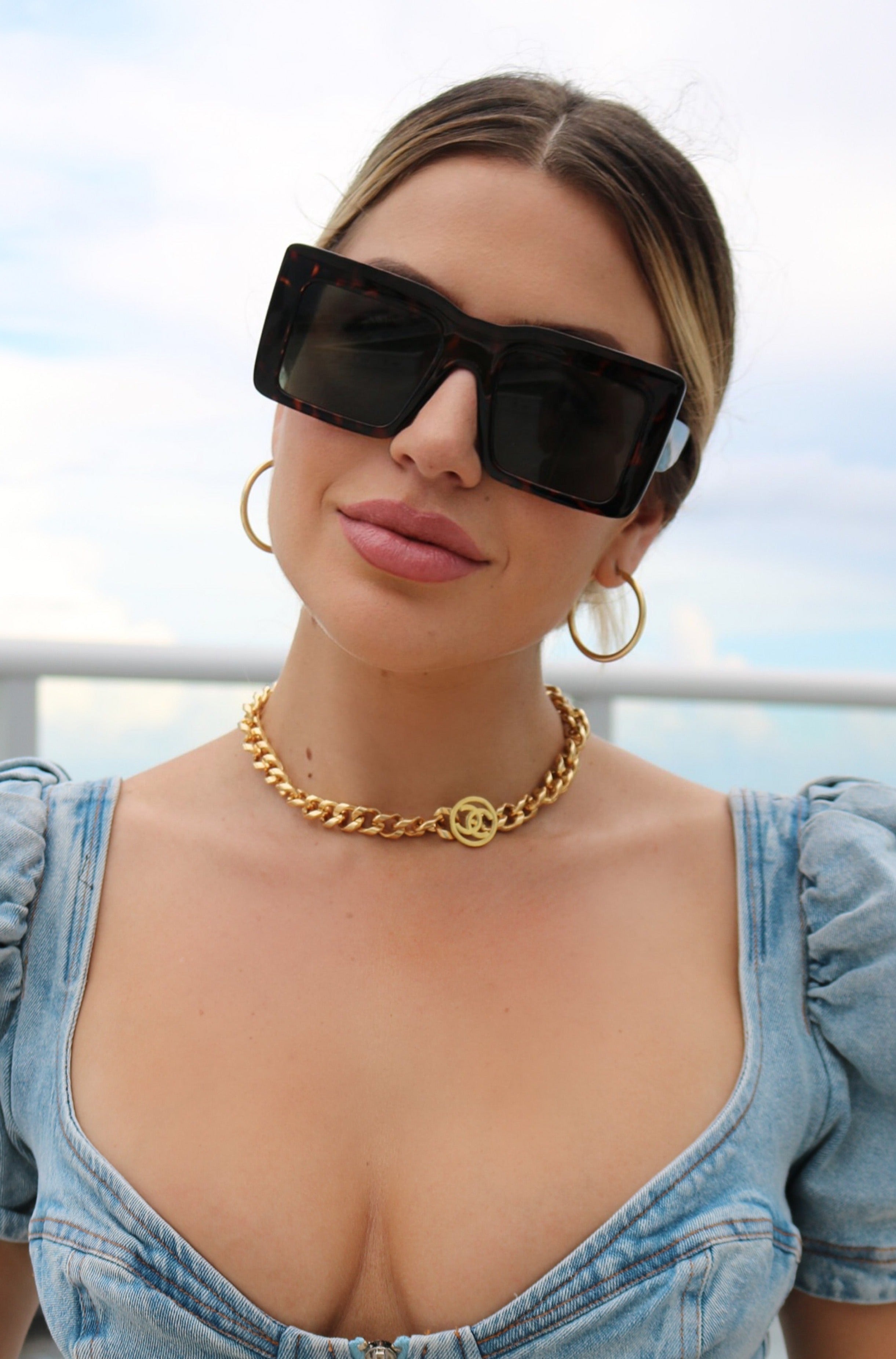 Color: Tortoise (Brown) Monotone Oversized Square Sunglasses Thick Framed Rims and Thick Temples