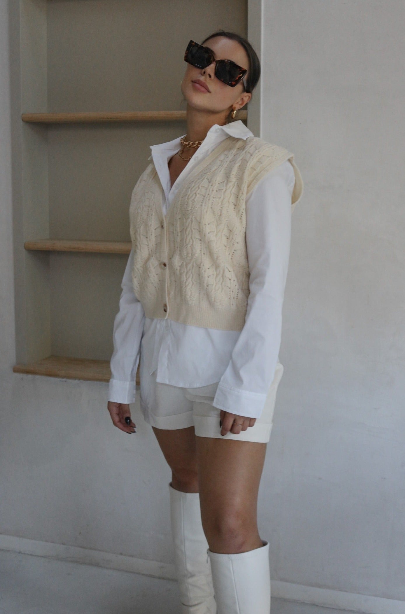 'Brooke' Buttoned Sweater Vest in Ivory